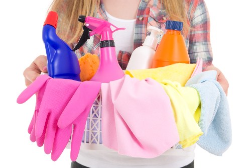 Detailed kitchen cleaning before moving into a Belgravia property